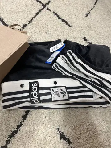새상품 adidas 아디다스 아디블레이크 벨로아 롱팬츠
