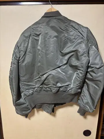 B-15D 플라이트 자켓 38 사이즈 올리브 그린