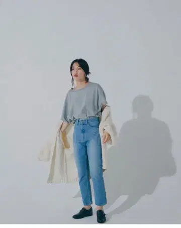 aluna 퍼스트 데님