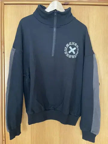 [ CHRONOIZM ] HALF ZIP SWEAT [ BLACK ]