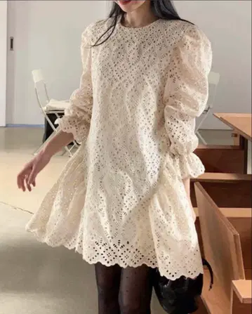 아이보리 레이스 A라인 미니 원피스