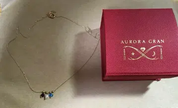 미사용 오로라 그랑 목걸이 골드 10k 블랙 화이트 블루
