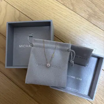 MICHAEL KORS 골드 목걸이