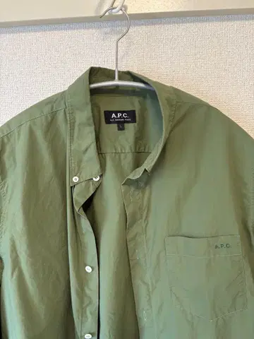 APC Edouard 로고 그린 사이즈 L 아페쎄