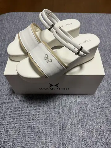 HANAE MORI 간호사 샌들