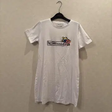 be Blumarine 자수 장식 화이트 T셔츠