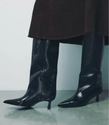 ZARA 키튼 힐 부츠 39
