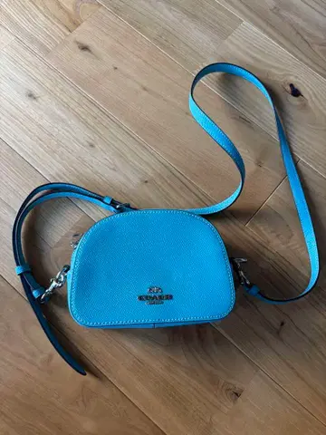 스카이블루 가죽 숄더백