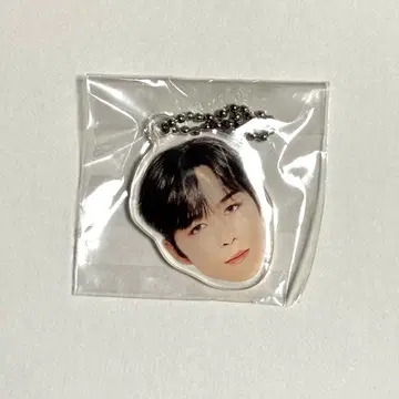 INI 고토 타케루 얼굴 아크릴 키링 XQUARE 캡슐 토이