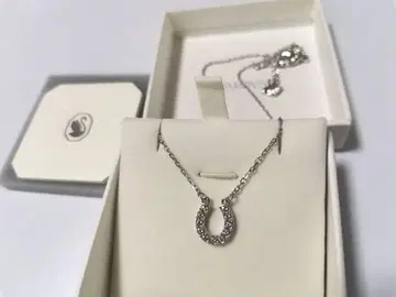 새상품급 Swarovski 스와로브스키 목걸이 말굽 목걸이