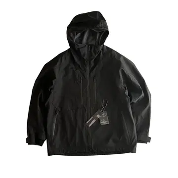 White Mountaineering BLK MOUNTAIN PARKA