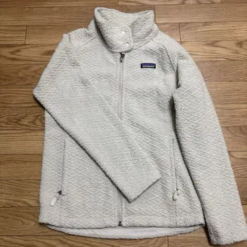 patagonia 플리스 자켓 S 사이즈 라이트 그레이