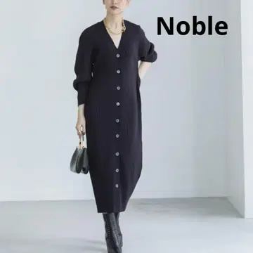 컨디션 최상 Noble 랜덤 리브 커브 라인 니트 원피스 네이비 프리