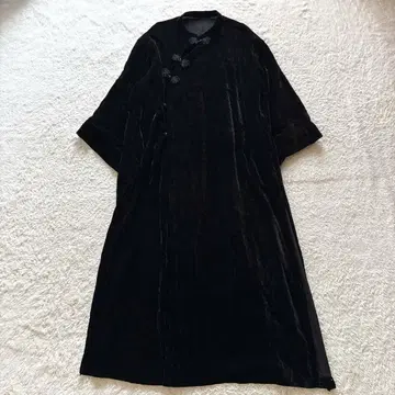 새상품급 e/rm 벨벳 롱 원피스 차이나 버튼 드레스 블랙