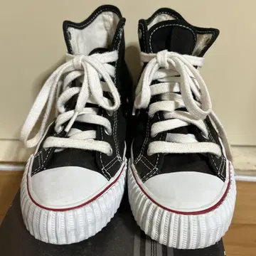 스니커즈 PF-FLYERS