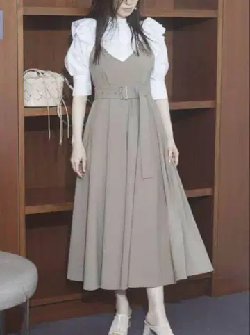SNIDEL 플레어 볼륨 점프스커트