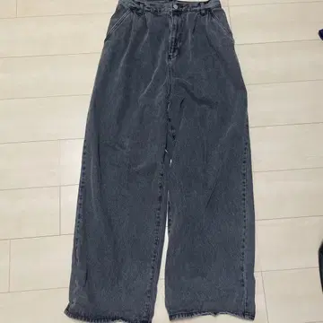 다크 그레이 와이드 레그 데님 팬츠