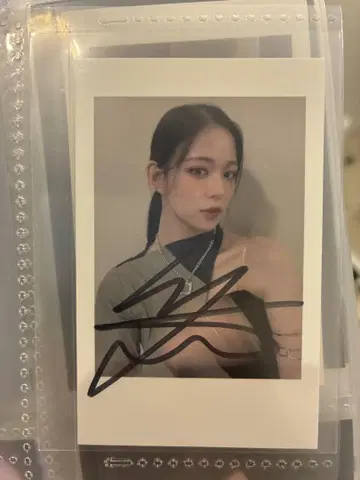 fromis_9 채영 친필 사인 폴라로이드