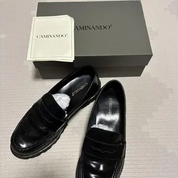 두지엠 클라세 CAMINANDO 로퍼