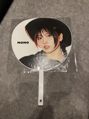 MOMO 팬 부채