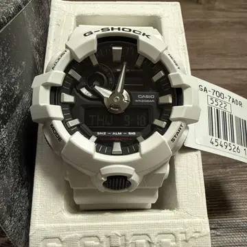 새상품 G-SHOCK CASIO GA-700-7ADR 최종 가격