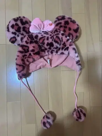 레오파드 무늬 미키 팬캡