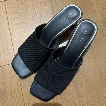 RANDA 니트 뮬 샌들 블랙 L