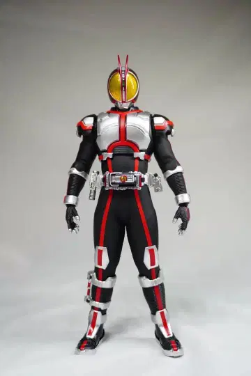 S.H.Figuarts (진골조제법) 파이즈 RAH