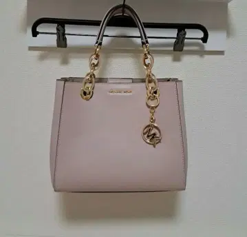MICHAEL KORS 핑크 핸드백 수납 가방 포함