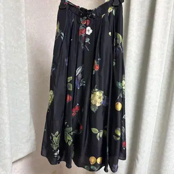 캬바롱 스커트