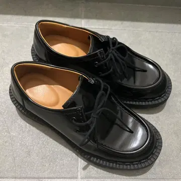 유니클로 C 레이스업 슈즈 로퍼