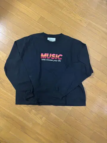 [ DAIRIKU / 다이리쿠 ] MUSIC tee 긴팔 티셔츠