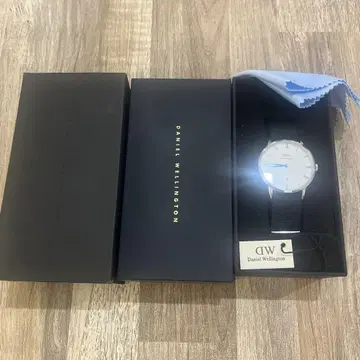 Daniel Wellington DW 시계 날짜 포함