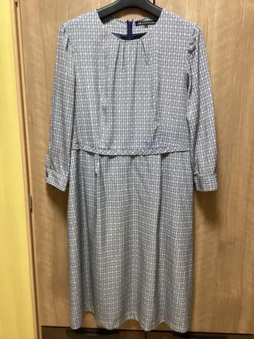 23구 기하학 절개 원피스 L