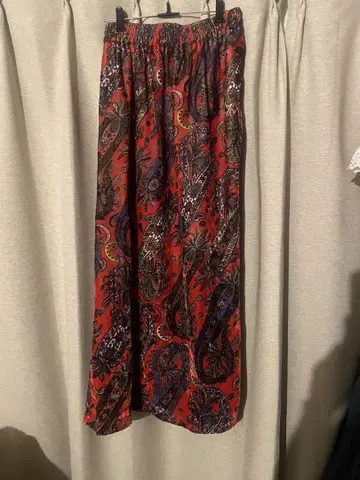 니들스, 페이즐리 무늬 롱 스커트 빨간색