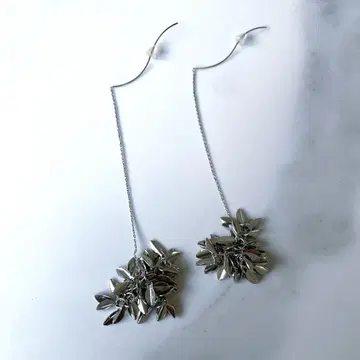 rippmonster 립몬스터 귀걸이