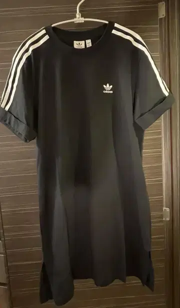 adidas 블랙 반팔 원피스 L
