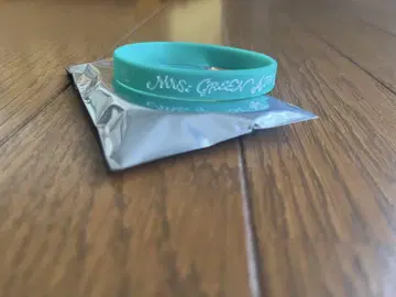 Mrs. GREEN APPLE 팝업 스토어 러버 밴드