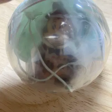 디즈니 캡슐 토이 헝그리 베어 극장의 곰