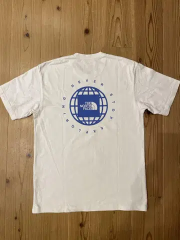 THE NORTH FACE 화이트 T셔츠 L사이즈