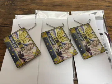 카리스마 로손 슬라이드 거울 키링 테라 세트