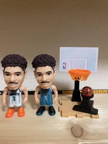 NBA Ballers 라멜로 볼 2체 세트 + 덤