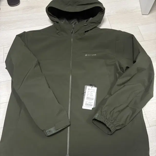 [110 2xl] 스노우피크 25fw bts 뷔 바람막이