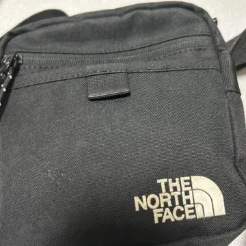 THE NORTH FACE 블랙 숄더백