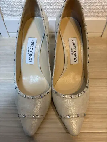 JIMMY CHOO 스타 스터드 스틸레토 펌프스
