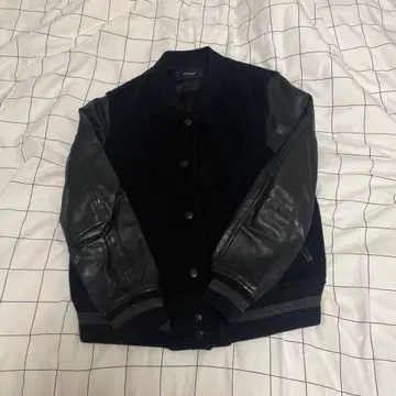 MACPHEE 블랙 바시티 자켓