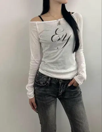 [ 미사용 새상품 당일 발송 ] emmy 로고 시어 티셔츠