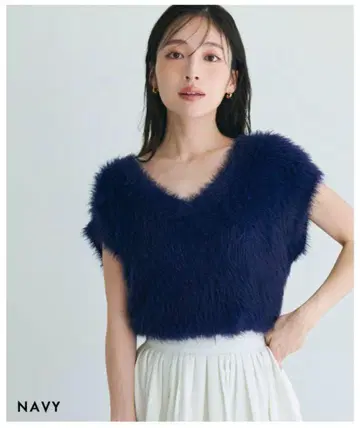 [ BASEMENT online ] 네이비 샤기 V넥 베스트
