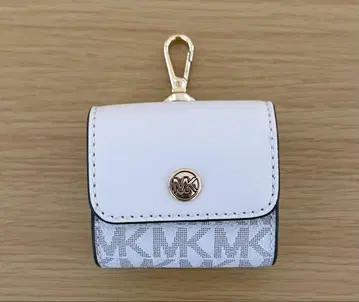 MICHAEL KORS 로고 키링