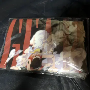 새상품 유니클로 원피스 루피 T셔츠 XXL 사이즈 UT